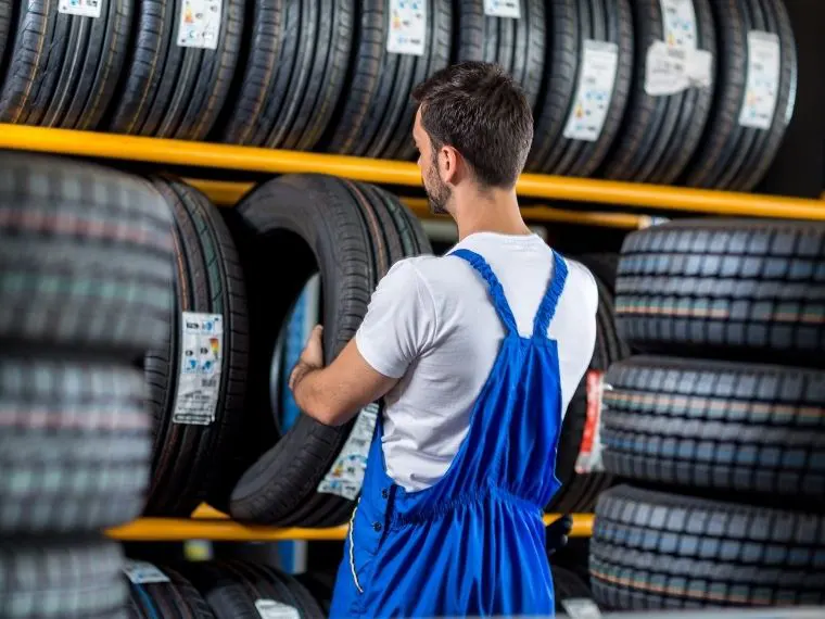 Karakeçili Oto Lastikçi